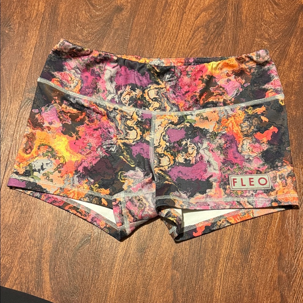 Fleo Women's Abstract Multicolor Athletic Shorts